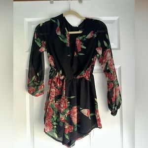 Floral chiffon romper with keyhole open neck